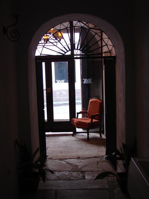 Hotel Casa Escobar & Jerez Valencia de Alcántara Eksteriør billede
